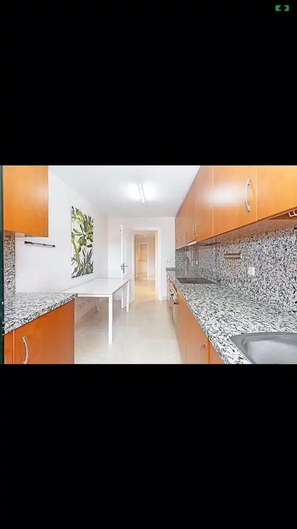 Zimmer in Avenida Joaquín Sorolla, La Zagaleta Küche von Wohnung zur untervermieten in Benahavís mit Klimaanlage, Heizung und Privatgarten