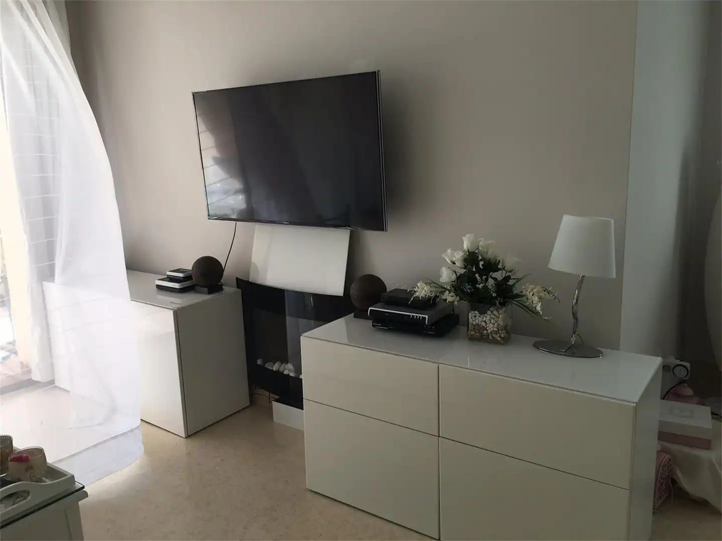 Zimmer in Avenida Joaquín Sorolla, La Zagaleta Wohnzimmer von Wohnung zur untervermieten in Benahavís mit Klimaanlage, Heizung und Privatgarten