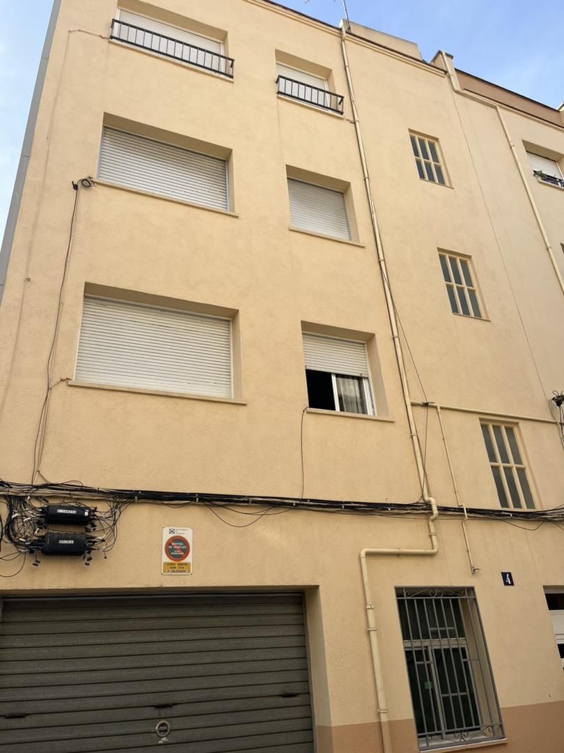 Vista exterior de Pis en venda en Terrassa amb Aire condicionat