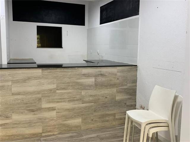 Local comercial en Venta en Avenida La Marina en Balneario