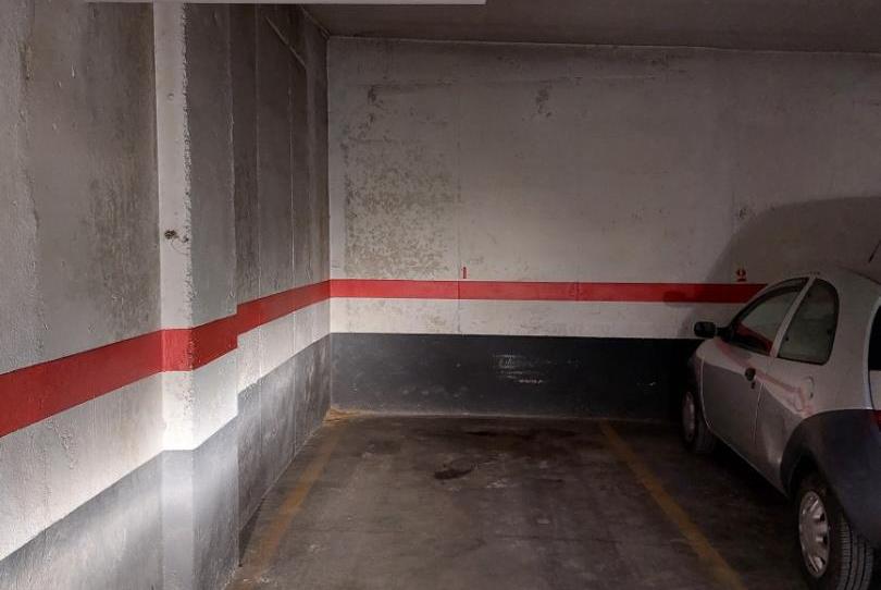 Foto 1 de Garaje en venta en Calle Vicente Sanchis Bayarri, La Torre, Valencia