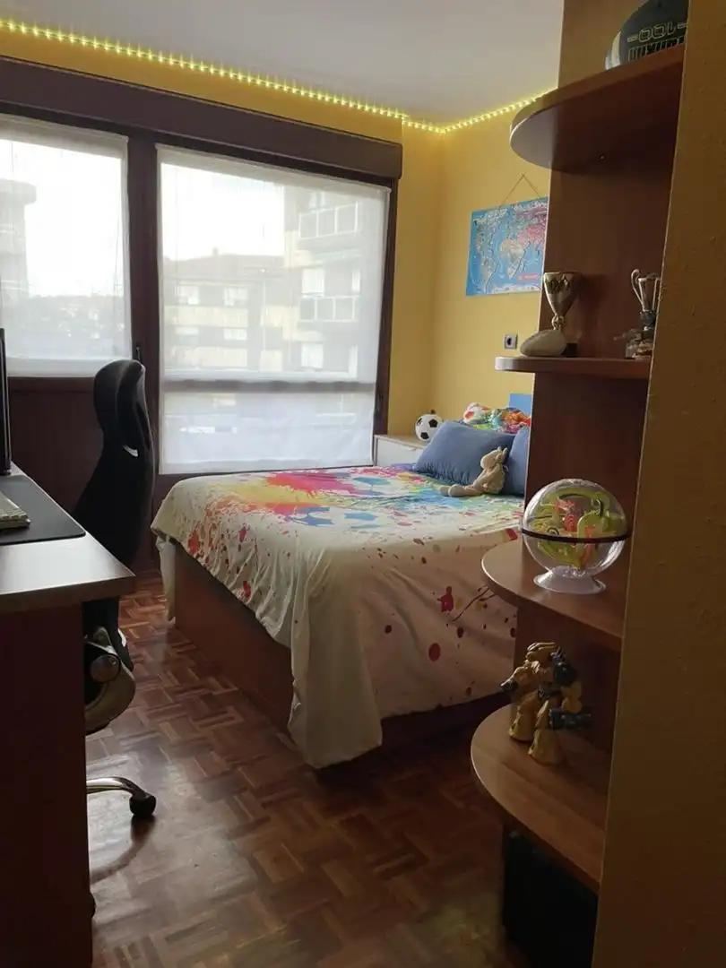 Piso en venta en Barrio Marutze, Urduliz Habitación de Piso en venta en Urduliz con Balcón