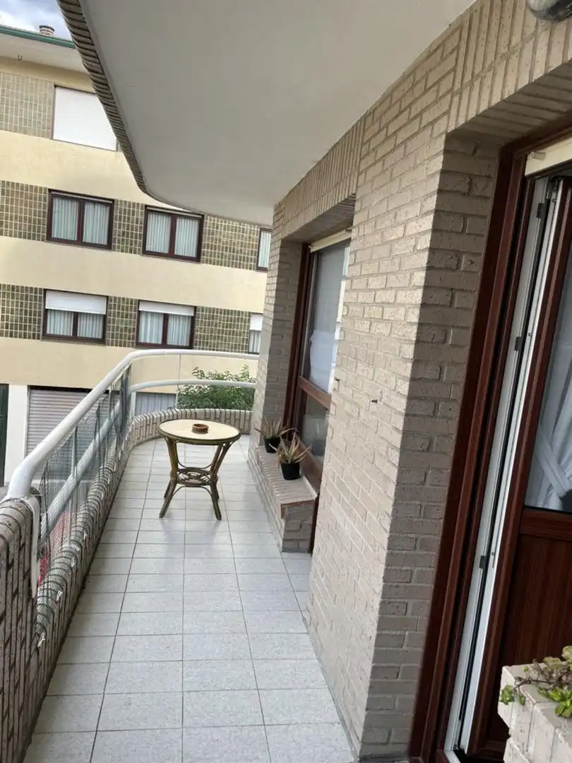 Piso en venta en Barrio Marutze, Urduliz Terraza de Piso en venta en Urduliz con Balcón