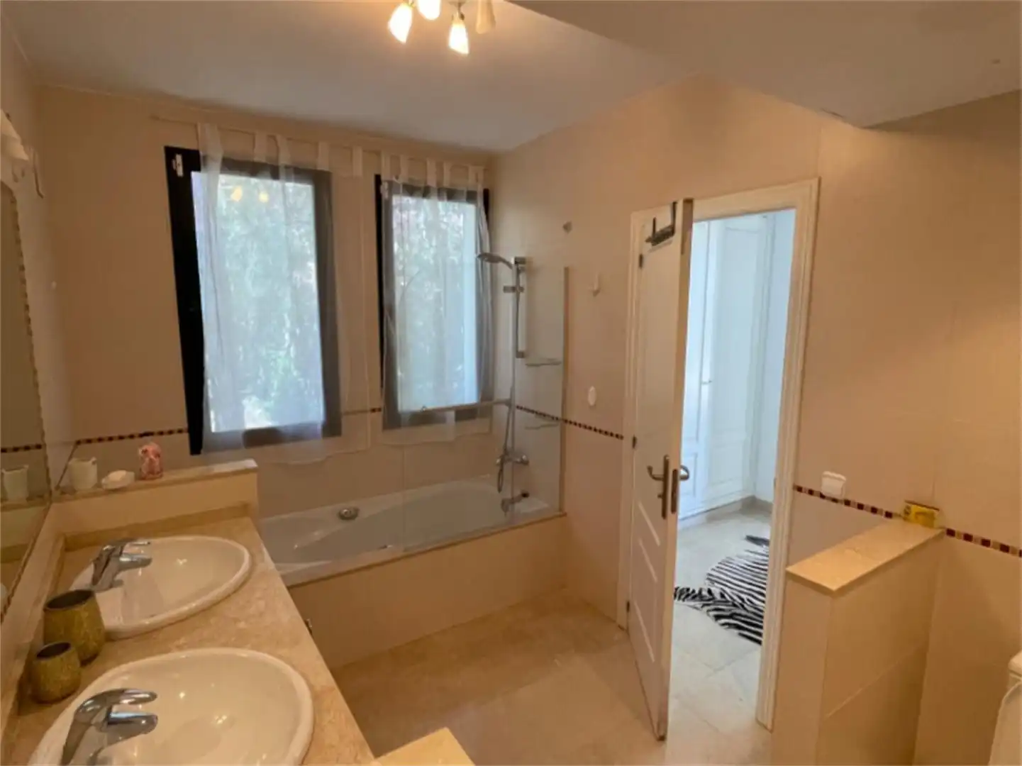 Piso de alquiler en Calle Bonn, Altea Hills Baño de Piso de alquiler en Altea con Aire acondicionado, Calefacción y Jardín privado