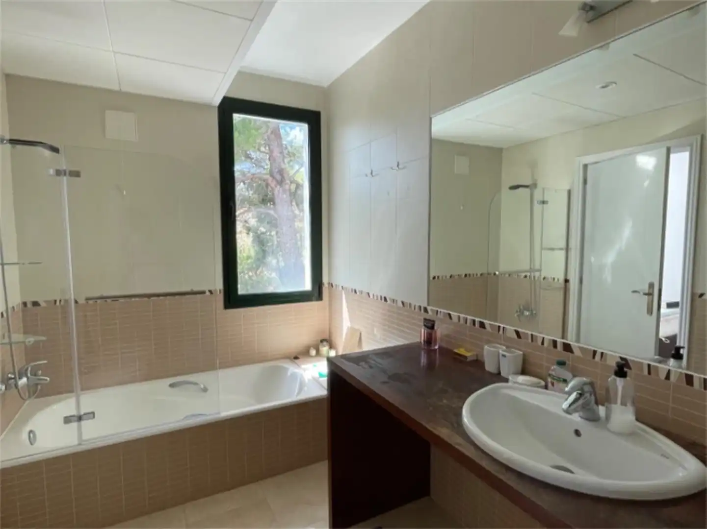 Piso de alquiler en Calle Bonn, Altea Hills Baño de Piso de alquiler en Altea con Aire acondicionado, Calefacción y Jardín privado