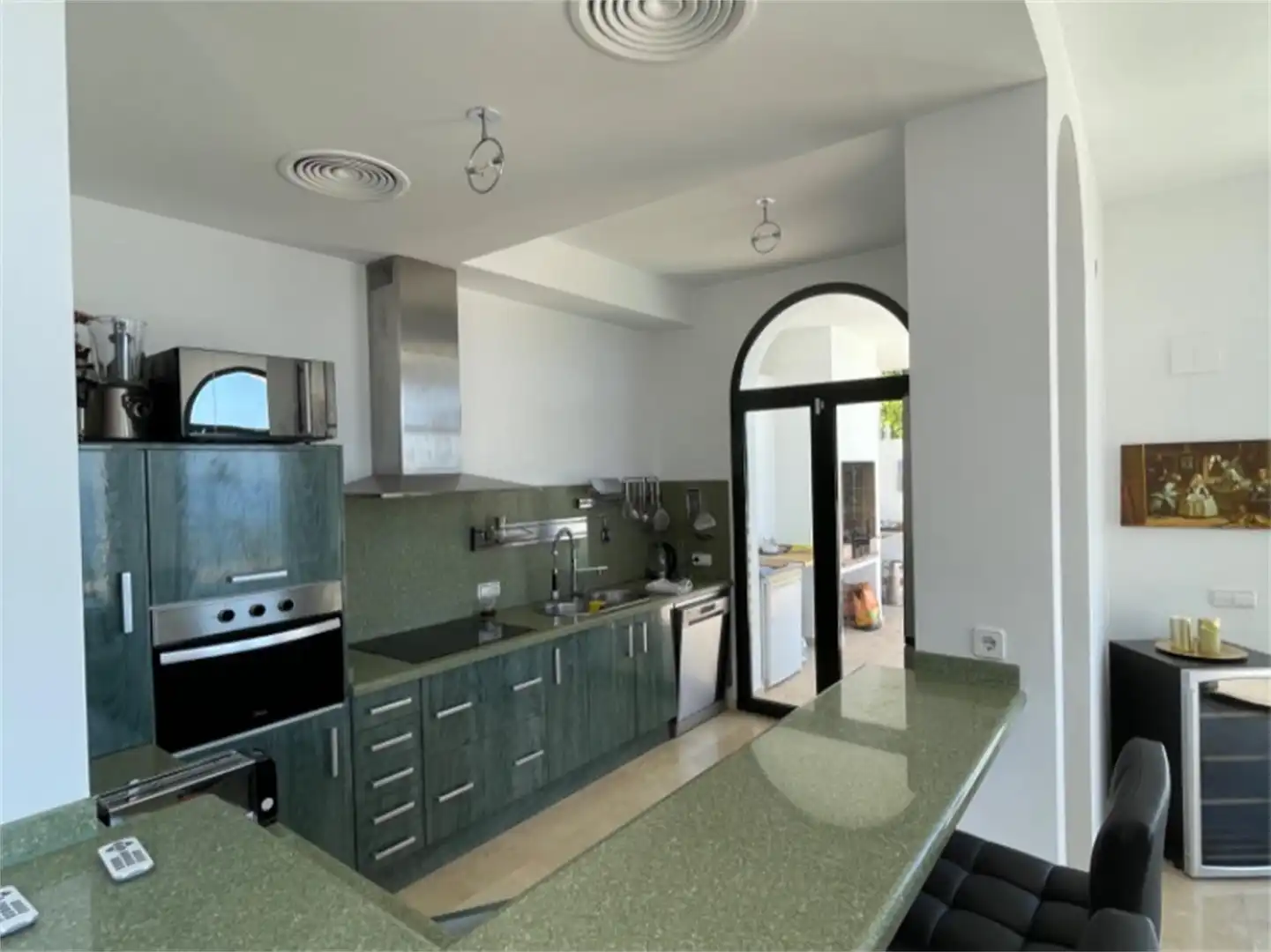 Piso de alquiler en Calle Bonn, Altea Hills Cocina de Piso de alquiler en Altea con Aire acondicionado, Calefacción y Jardín privado