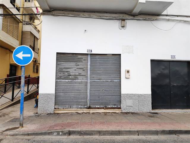 Local comercial en Venta en Calle Navarra en Lepanto