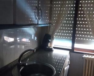 Kitchen of Flat for sale in Toro