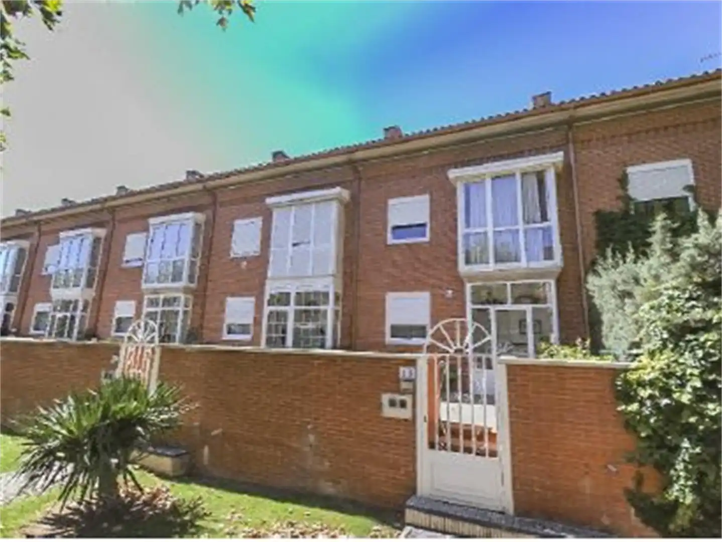 Exterior view of Houses for sale in Burgos  with Air Conditioner, Heating and Private garden