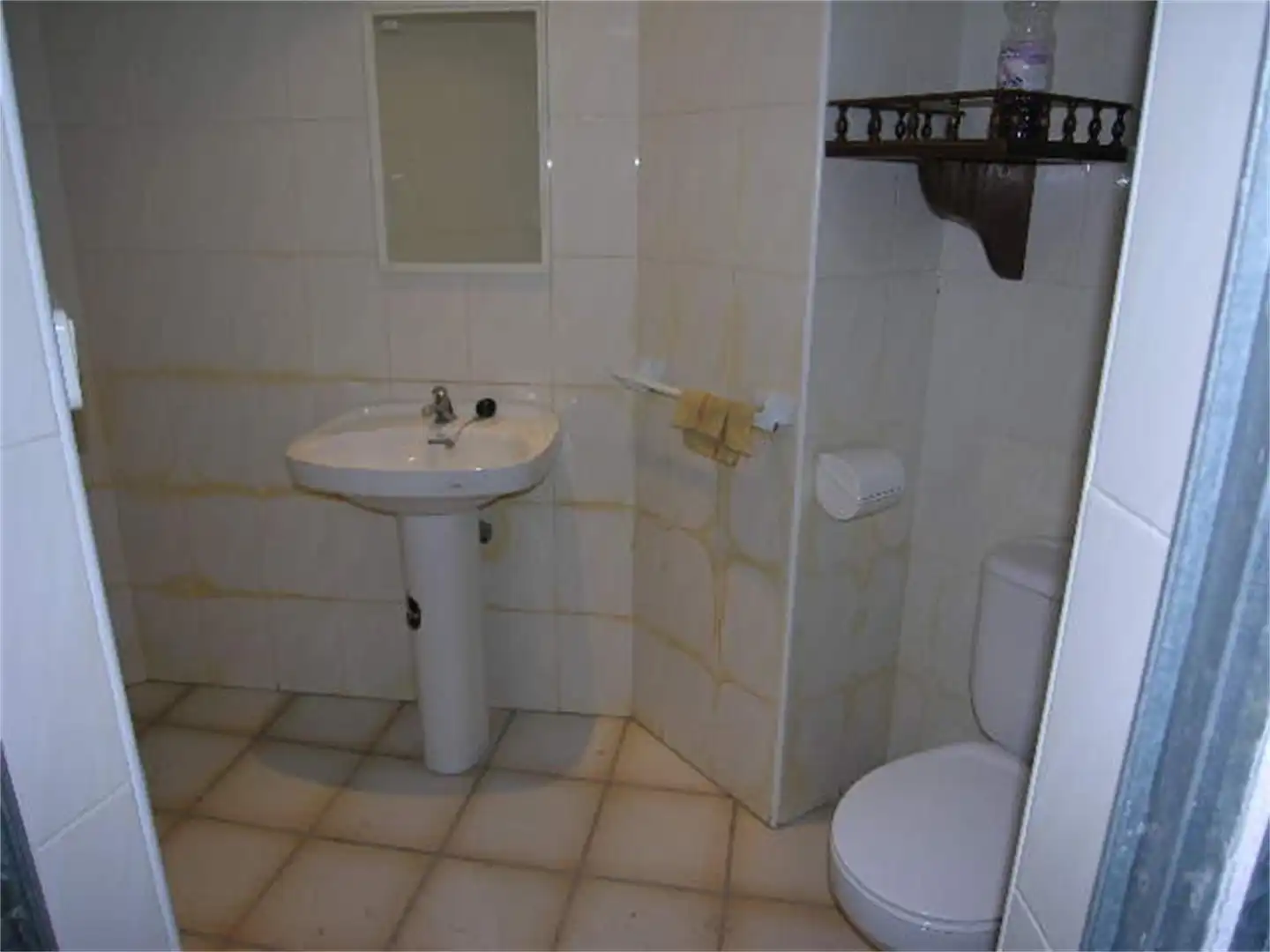 Garage for sale in Calle Mayor, Torremanzanas / La Torre de les Maçanes Bathroom of Garage for sale in Torremanzanas / La Torre de les Maçanes