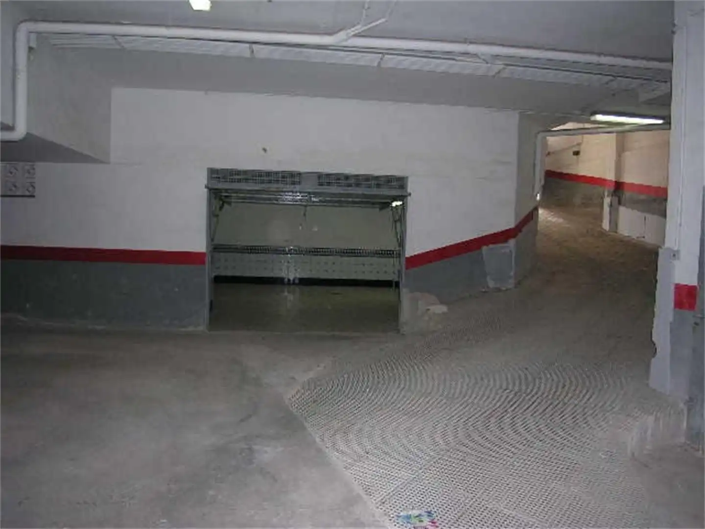 Garage for sale in Calle Mayor, Torremanzanas / La Torre de les Maçanes Parking of Garage for sale in Torremanzanas / La Torre de les Maçanes