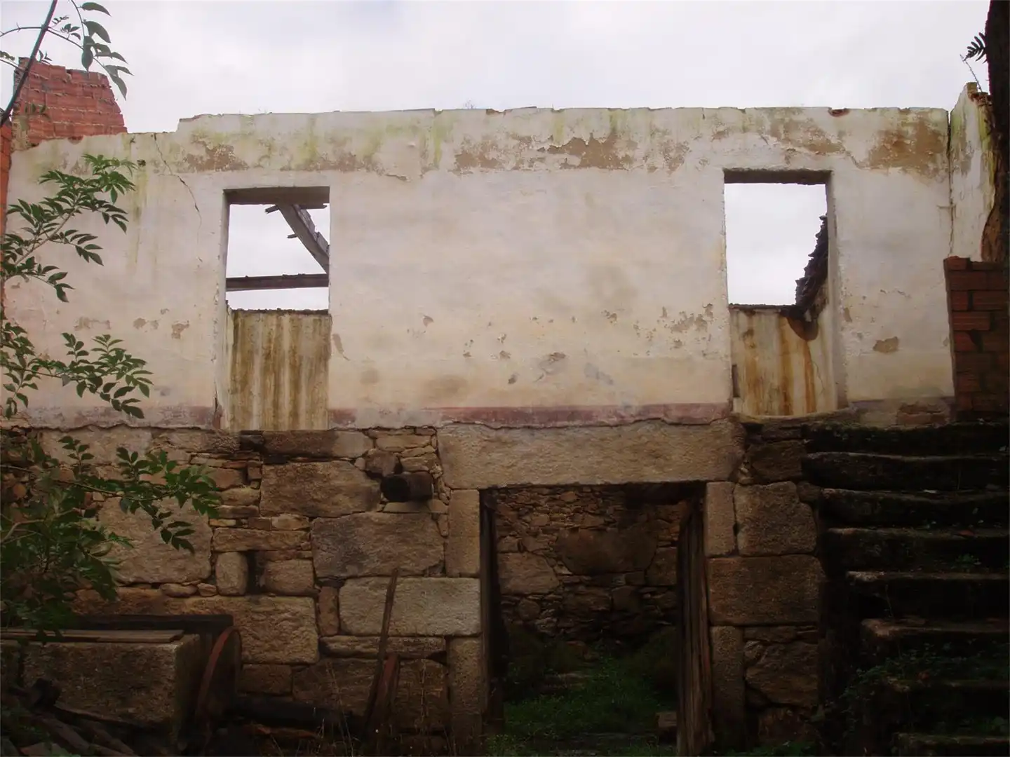Außenansicht von Einfamilien-Reihenhaus zum Verkauf in San Cibrao das Viñas
