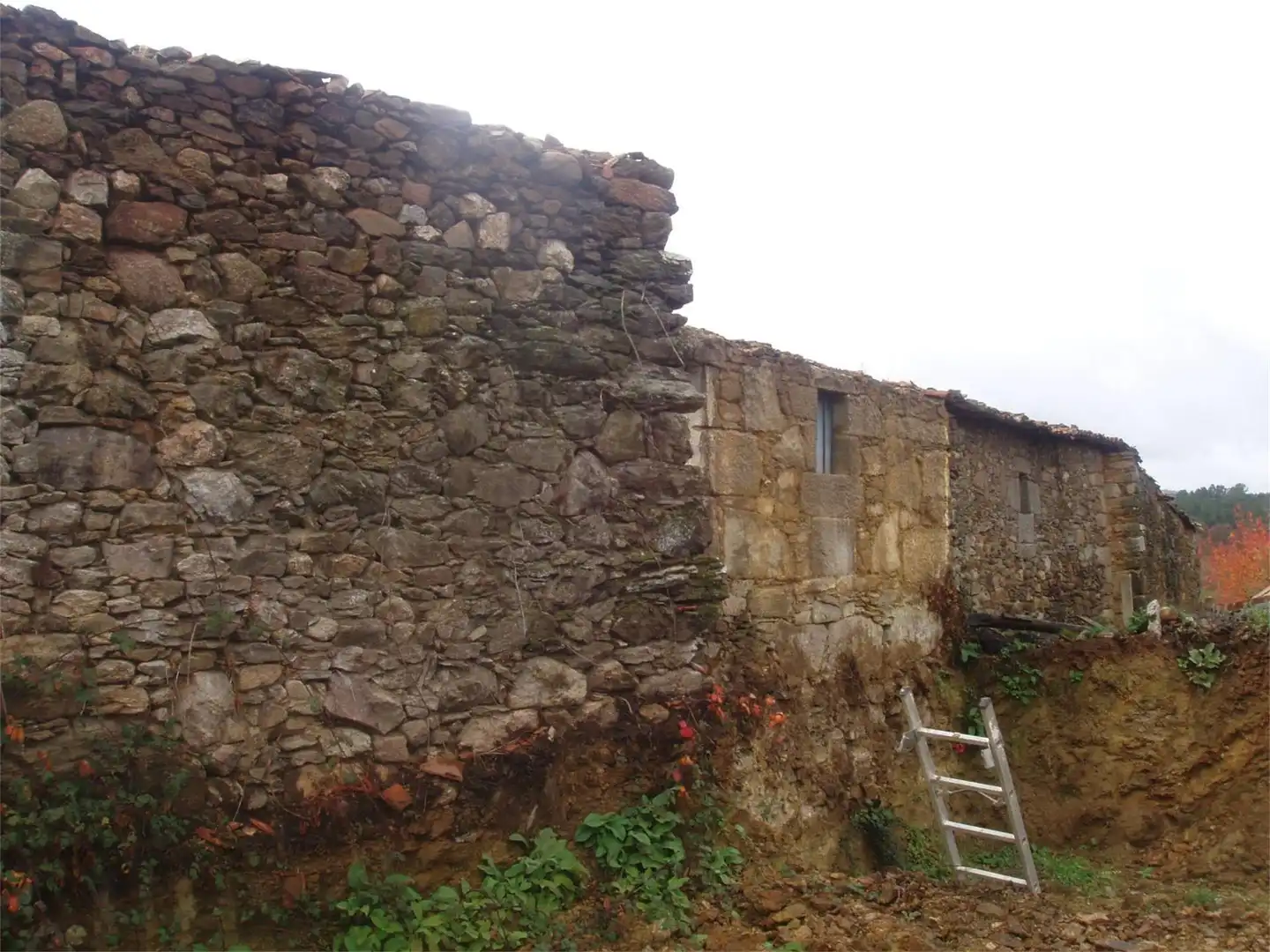 Außenansicht von Einfamilien-Reihenhaus zum Verkauf in San Cibrao das Viñas