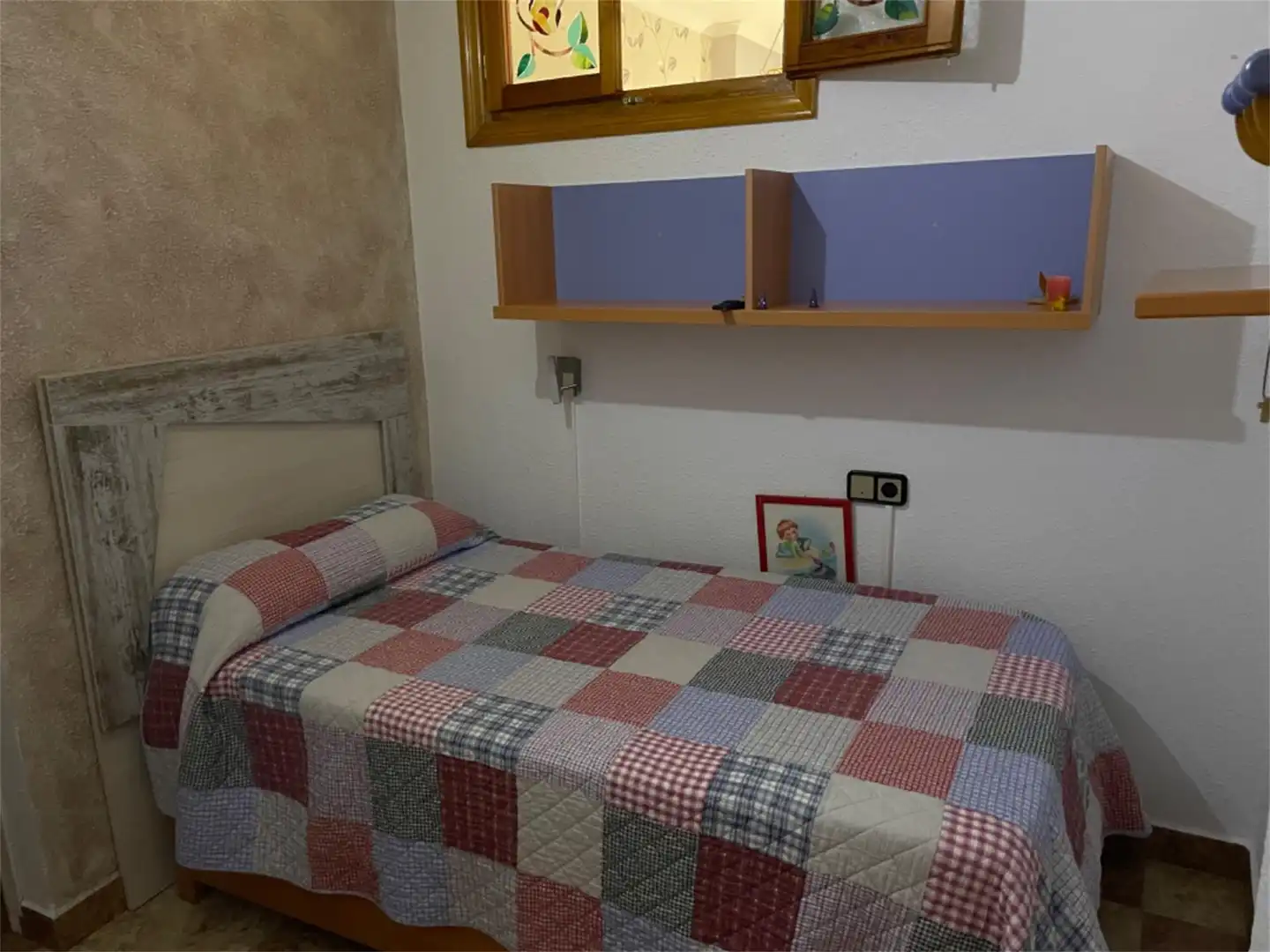 Planta baja en venta en Calle Carrero Blanco, 43, Villanueva de la Jara Habitación de Planta baja en venta en Villanueva de la Jara con Calefacción, Trastero y Amueblado