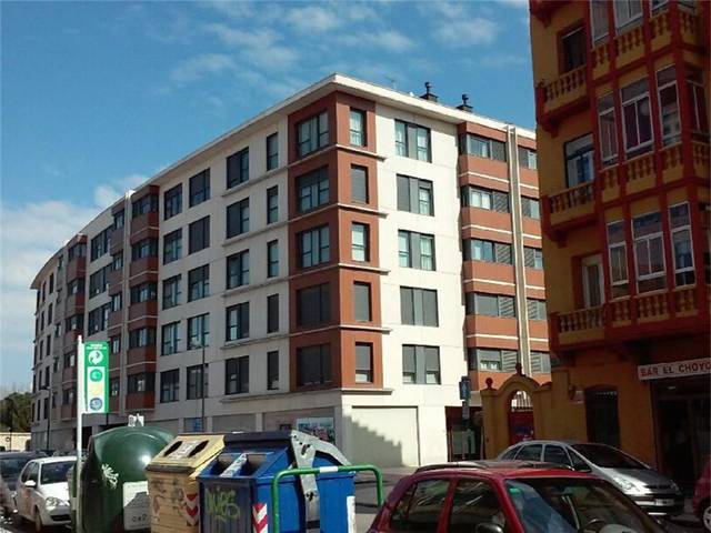 Garaje en Alquiler en Calle Molinillo en Santa Teresa  - San Pedro Cardeña