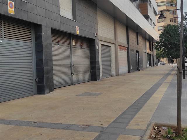Garaje en Venta en Avenida Hermanos Bou en Zona Avenida del Mar