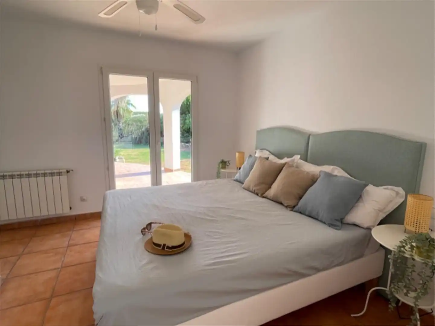 Dormitori de Casa o xalet en venda en Sant Lluís amb Piscina