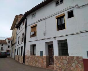 Vista exterior de Casa adosada en venda en Torres de Albarracín