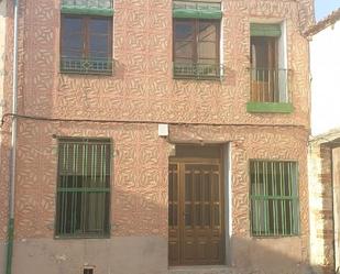 Vista exterior de Casa adosada en venda en Cabezuela