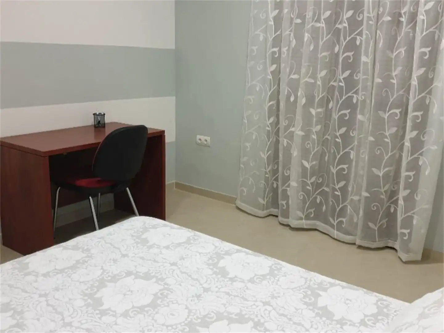 Habitación en Calle Doctor Manuel E. Patarroyo, 21, Osuna Habitación de Planta baja para compartir en Osuna con Aire acondicionado, Calefacción y Amueblado