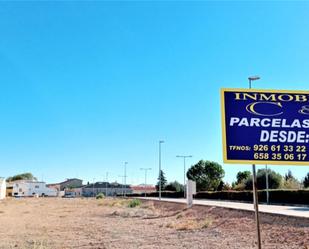 Parking of Land for sale in Manzanares