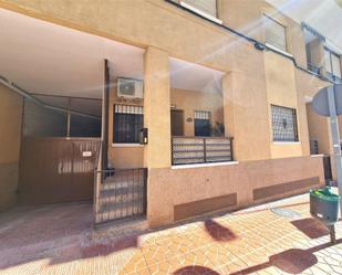 Exterior view of Apartment to rent in Guardamar del Segura  with Air Conditioner