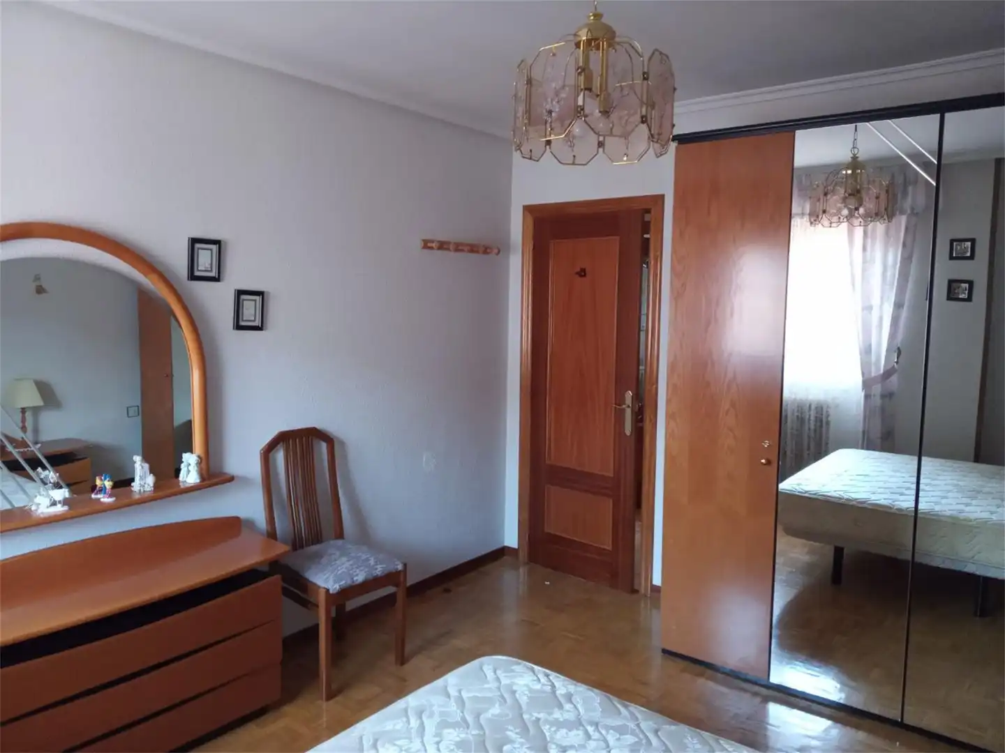 Piso en venta en Calle las Huertas, Saldaña Habitación de Piso en venta en Saldaña con Calefacción, Parquet y Terraza