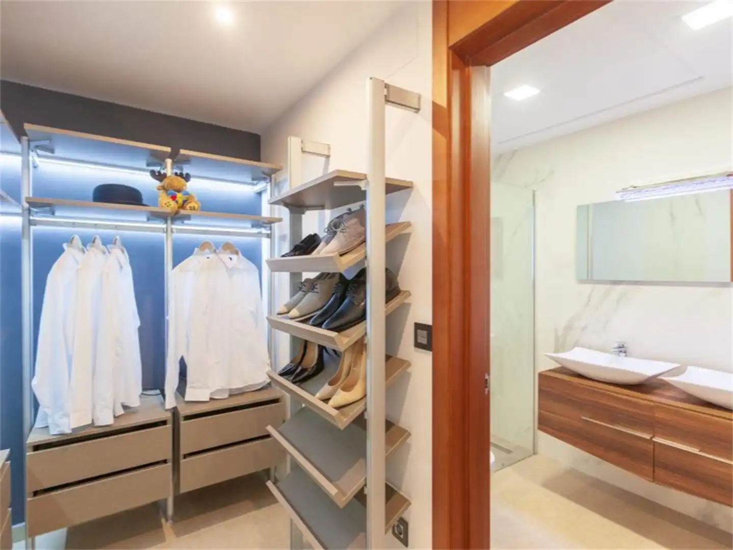 Casa o chalet en venta en Calle Malvarrosa, 35, El Raso Habitación de Casa o chalet en venta en Guardamar del Segura con Aire acondicionado, Terraza y Piscina