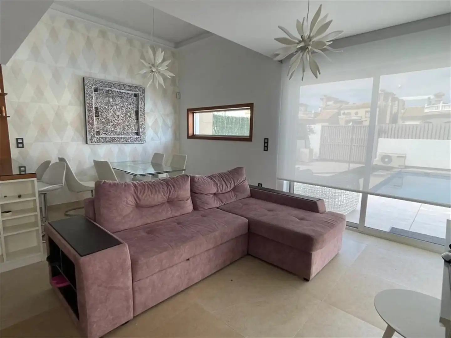 Casa o chalet en venta en Calle Malvarrosa, 35, El Raso Sala de estar de Casa o chalet en venta en Guardamar del Segura con Aire acondicionado, Terraza y Piscina
