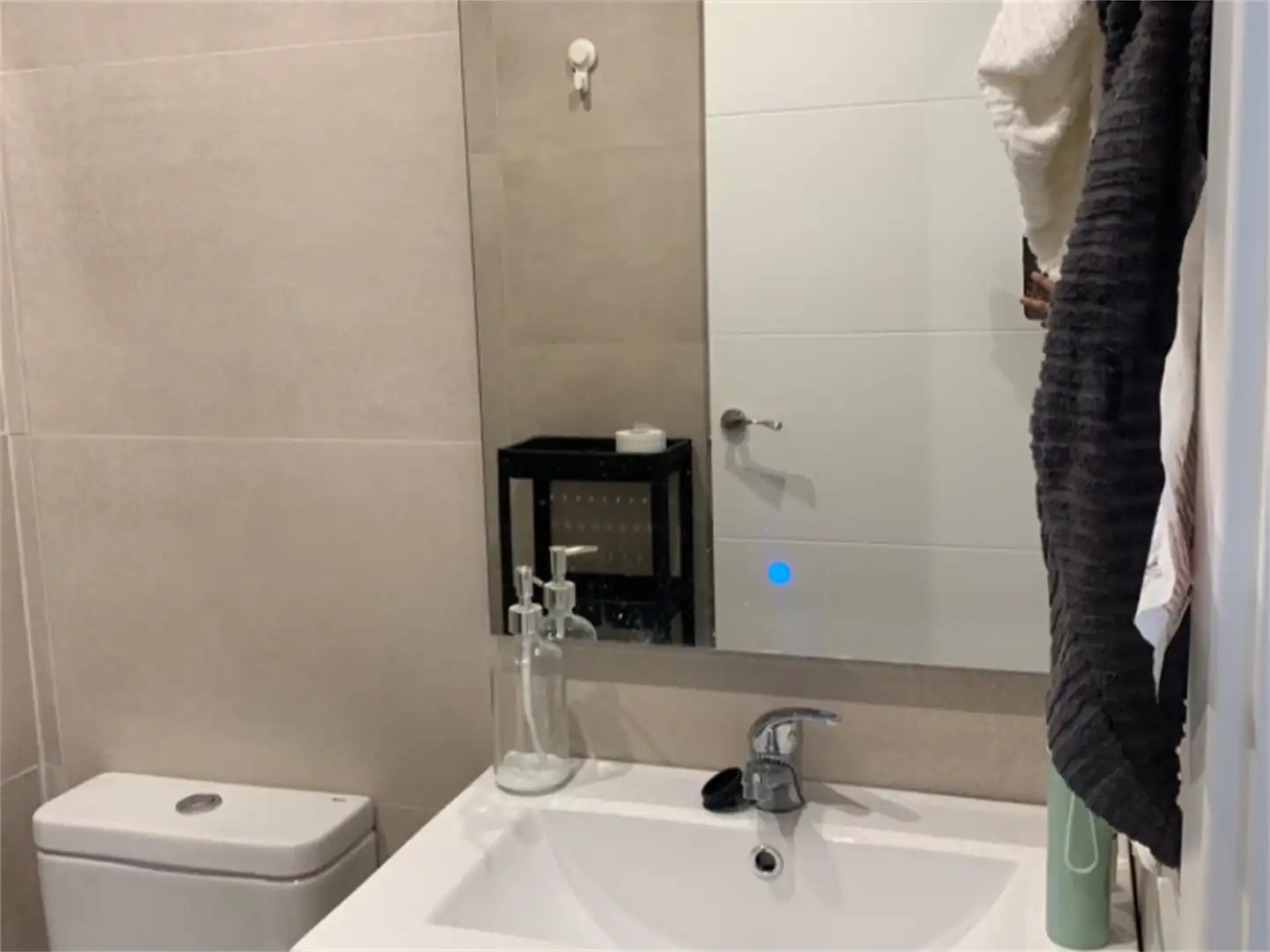Habitació a Carrer de Sant Elies, Sant Gervasi- Galvany Bany de Pis per a compartir en Barcelona amb Aire condicionat, Calefacció i Moblat