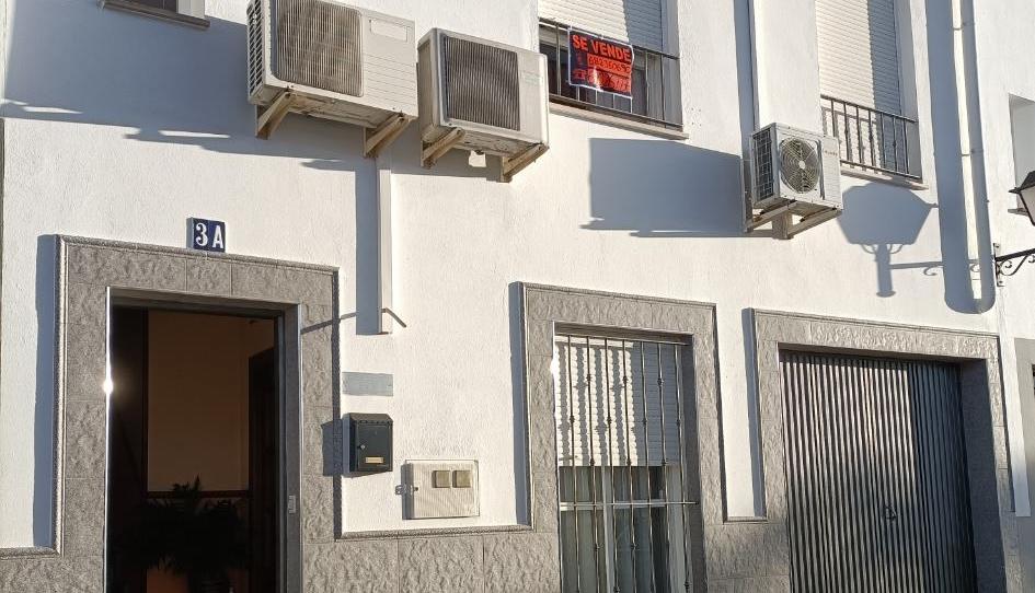 Foto 1 de Dúplex en venta en Calle Malpartida, 24, Castuera, Badajoz
