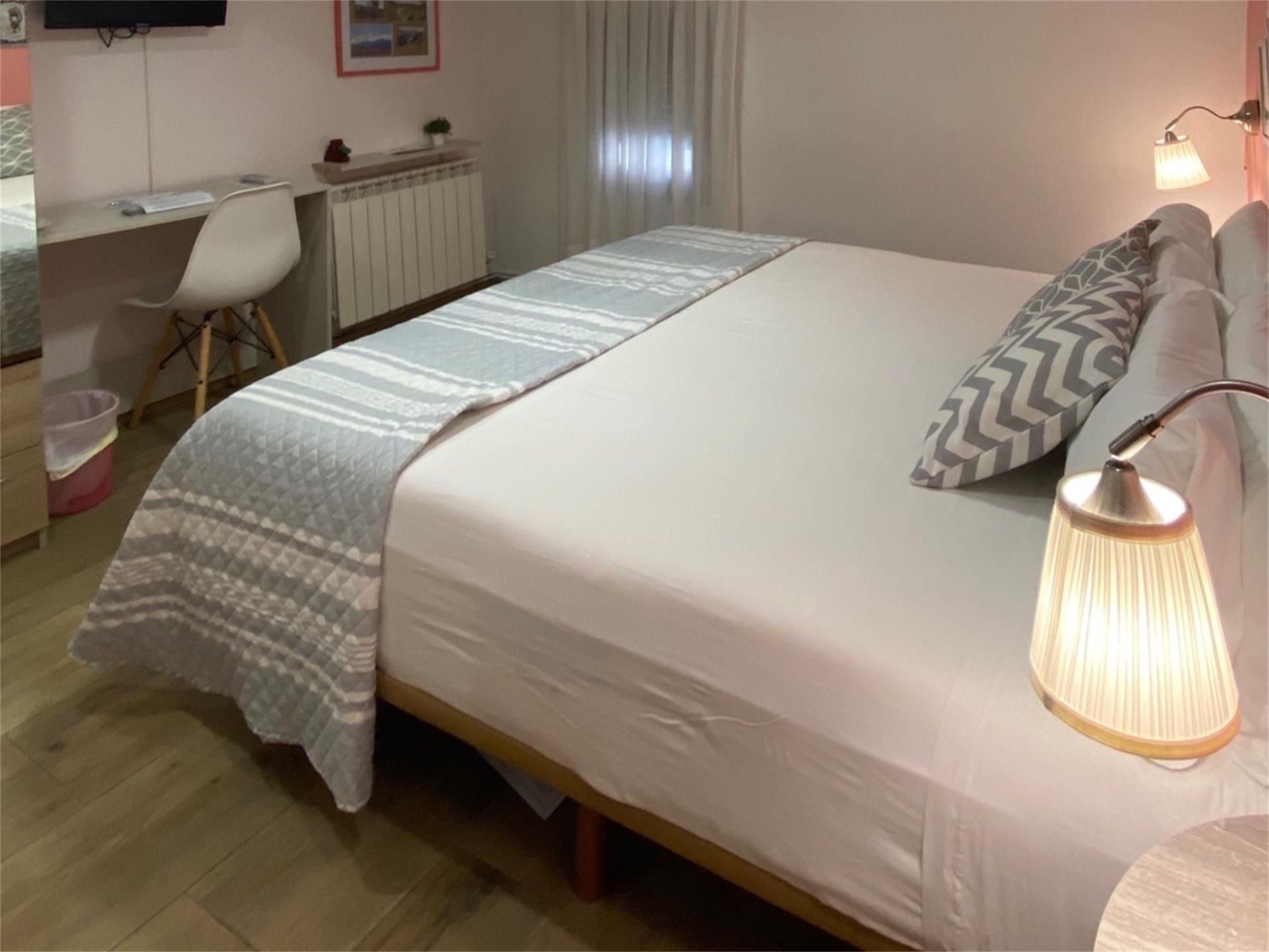 Bedroom of Single-family semi-detached for sale in Fuenmayor  with Air Conditioner, Heating and Parquet flooring