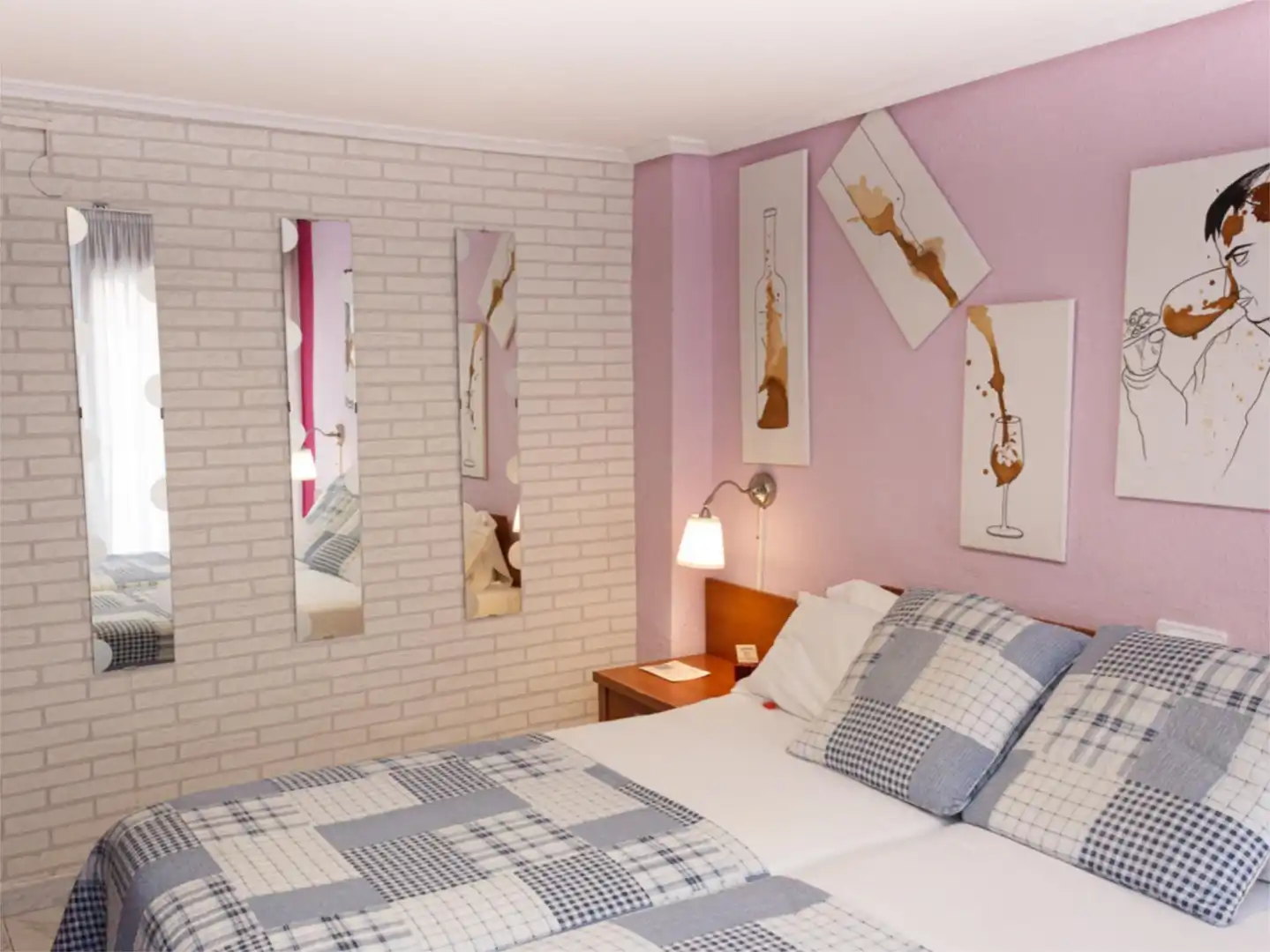 Habitación de Casa adosada en venta en Fuenmayor con Aire acondicionado, Calefacción y Parquet
