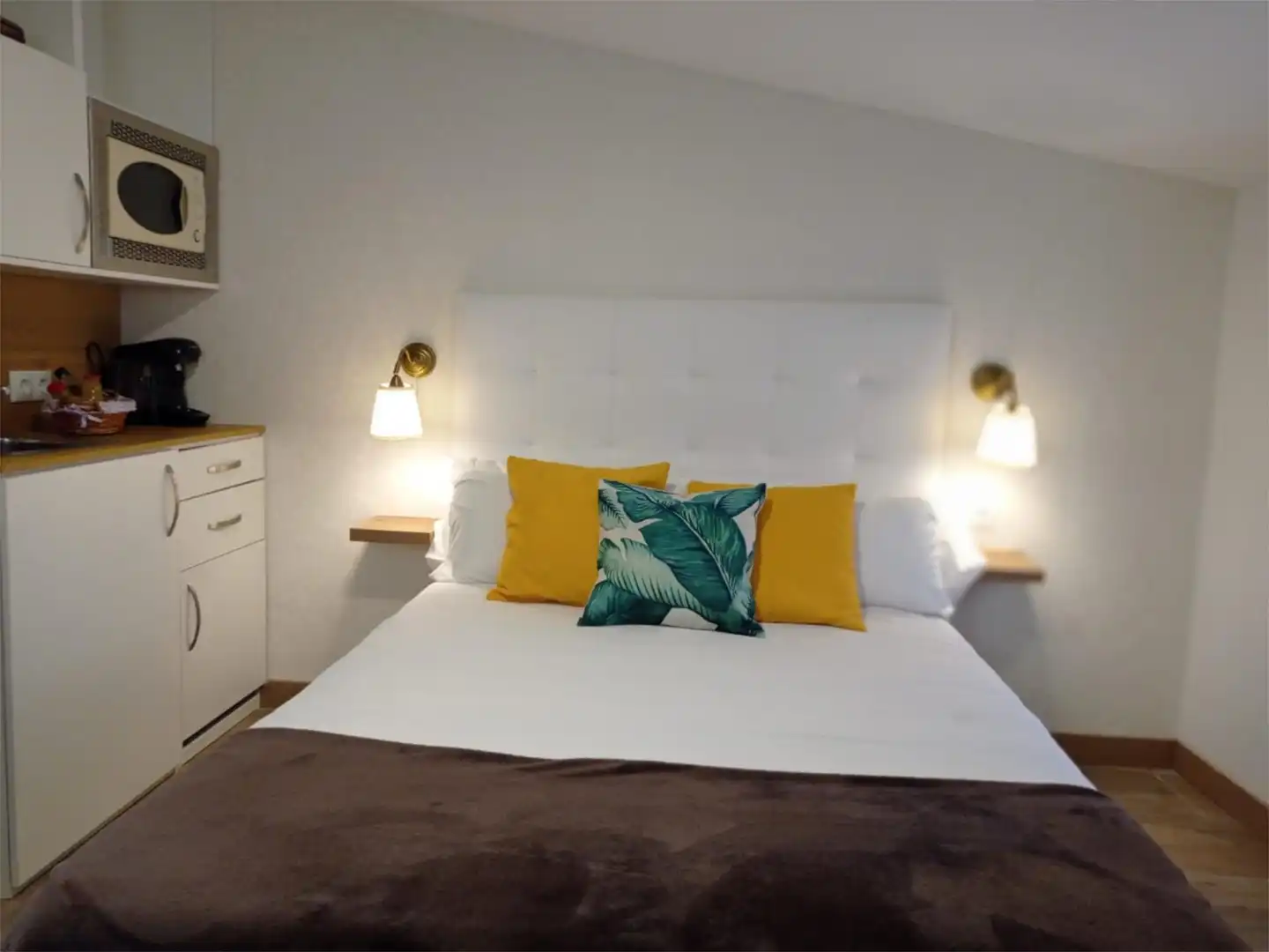 Habitación de Casa adosada en venta en Fuenmayor con Aire acondicionado, Calefacción y Parquet