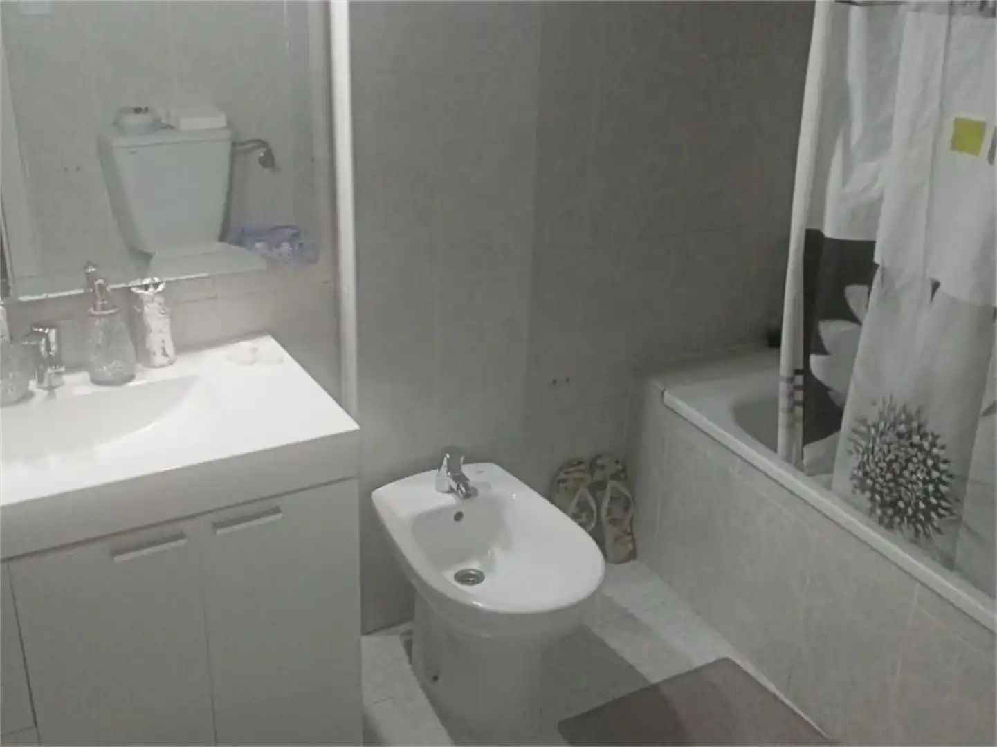 Casa adosada en venta en Calle Becerro, Almendralejo Baño de Casa adosada en venta en Almendralejo con Aire acondicionado, Terraza y Balcón