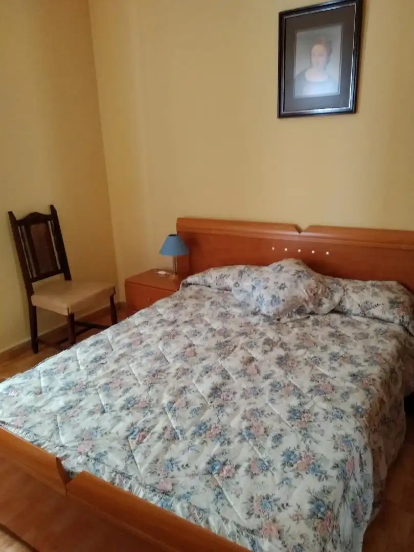Schlafzimmer von Erdgeschoss zum Verkauf in La Puerta de Segura mit Klimaanlage, Möbliert und Ofen