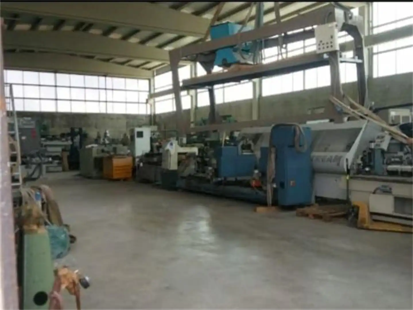Fabrikhallen zur Miete in Calle La Carretera, San Pedro Bercianos Außenansicht von Fabrikhallen zur Miete in San Pedro Bercianos