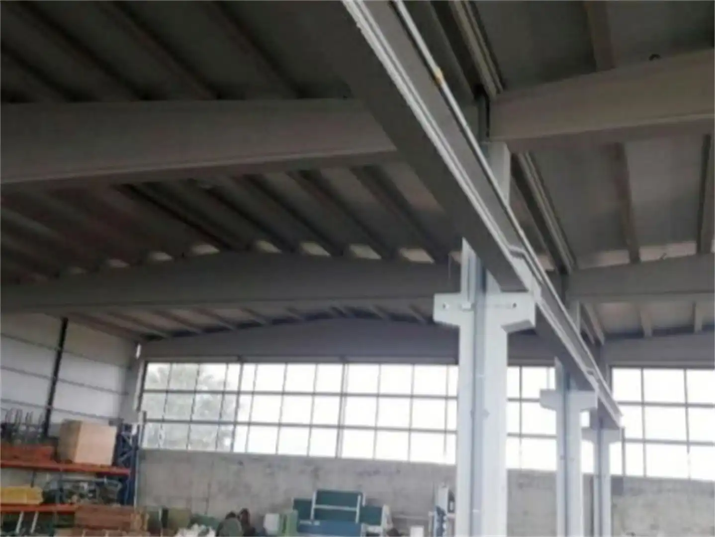Fabrikhallen zur Miete in Calle La Carretera, San Pedro Bercianos Außenansicht von Fabrikhallen zur Miete in San Pedro Bercianos