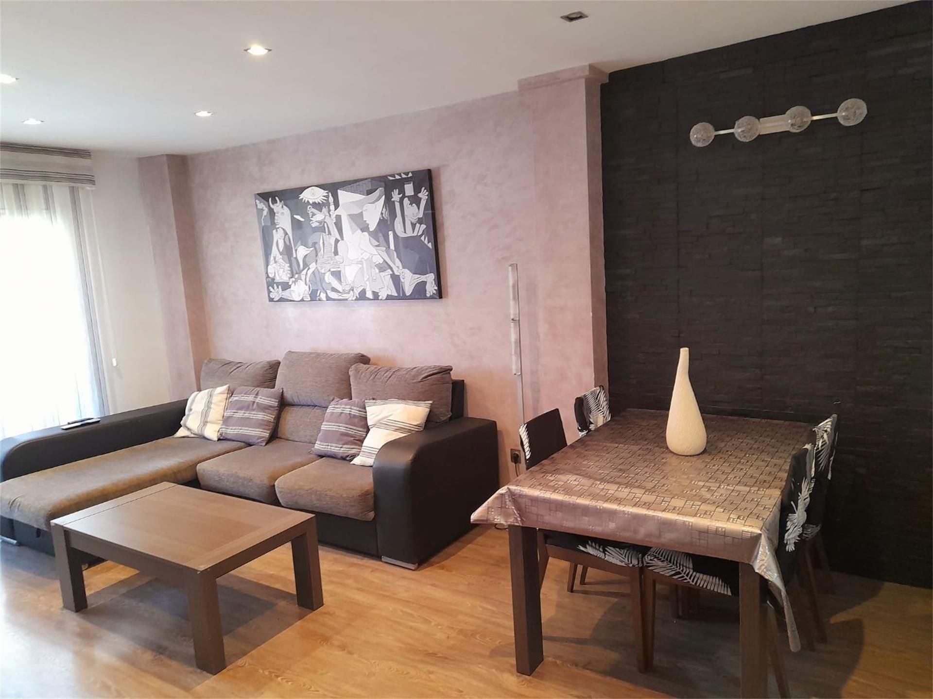 Living room of Flat for sale in  Tarragona Capital  with Air Conditioner, Heating and Parquet flooring