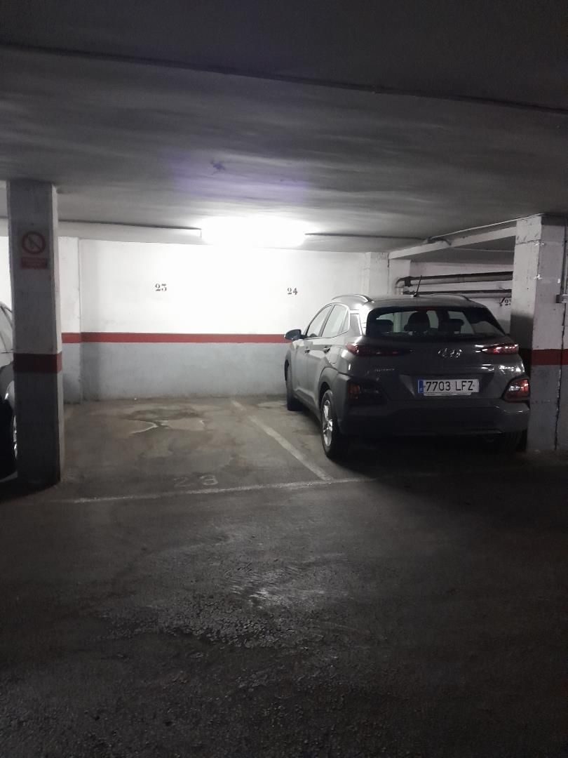 Aparcament de Garatge de lloguer en Santa Coloma de Gramenet