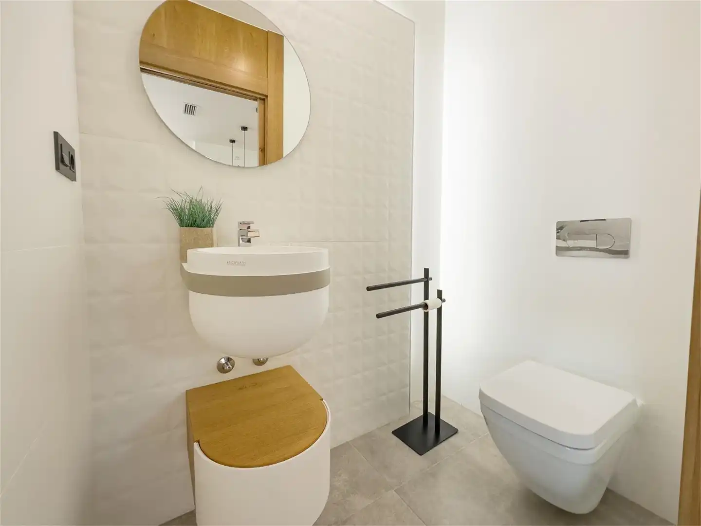 Casa o chalet en venta en Calle Picasso, Rojales Baño de Casa o chalet en venta en Rojales con Aire acondicionado, Calefacción y Jardín privado