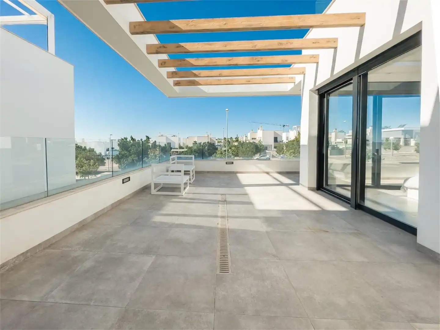 Casa o chalet en venta en Calle Picasso, Rojales Terraza de Casa o chalet en venta en Rojales con Aire acondicionado, Calefacción y Jardín privado