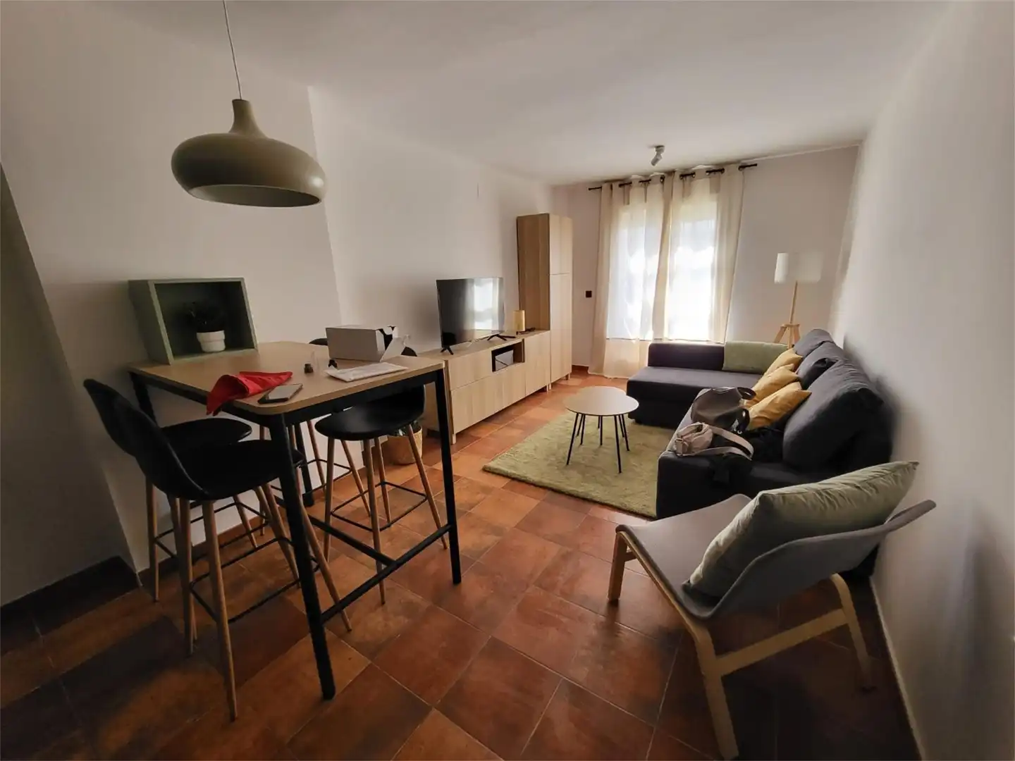Piso de alquiler en Calle Torcal, 123, Zona alta Sala de estar de Piso de alquiler en Sierra Nevada con Calefacción, Parquet y Terraza