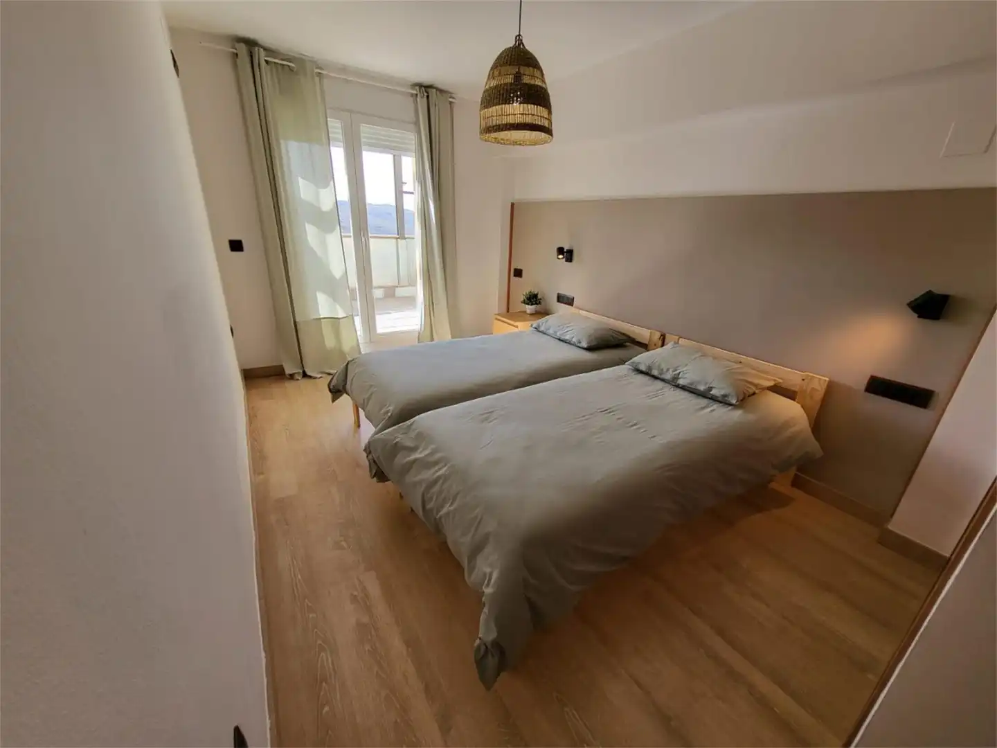 Piso de alquiler en Calle Torcal, 123, Zona alta Habitación de Piso de alquiler en Sierra Nevada con Calefacción, Parquet y Terraza