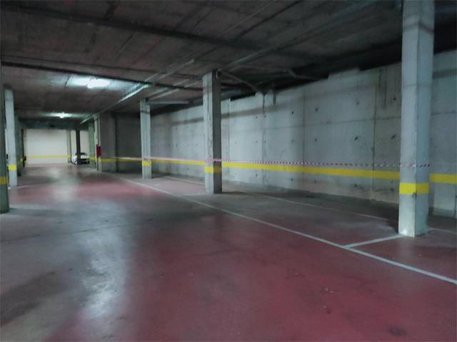 Garaje en Venta en Avenida de Kansas City en San Pablo