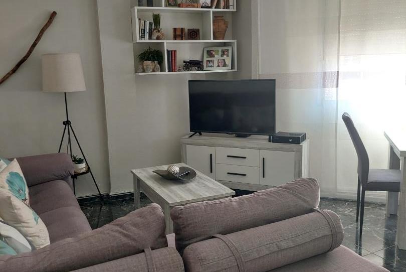 Foto 1 de Piso en venta en Avenida San Jorge, 97, Andorra (Teruel), Teruel
