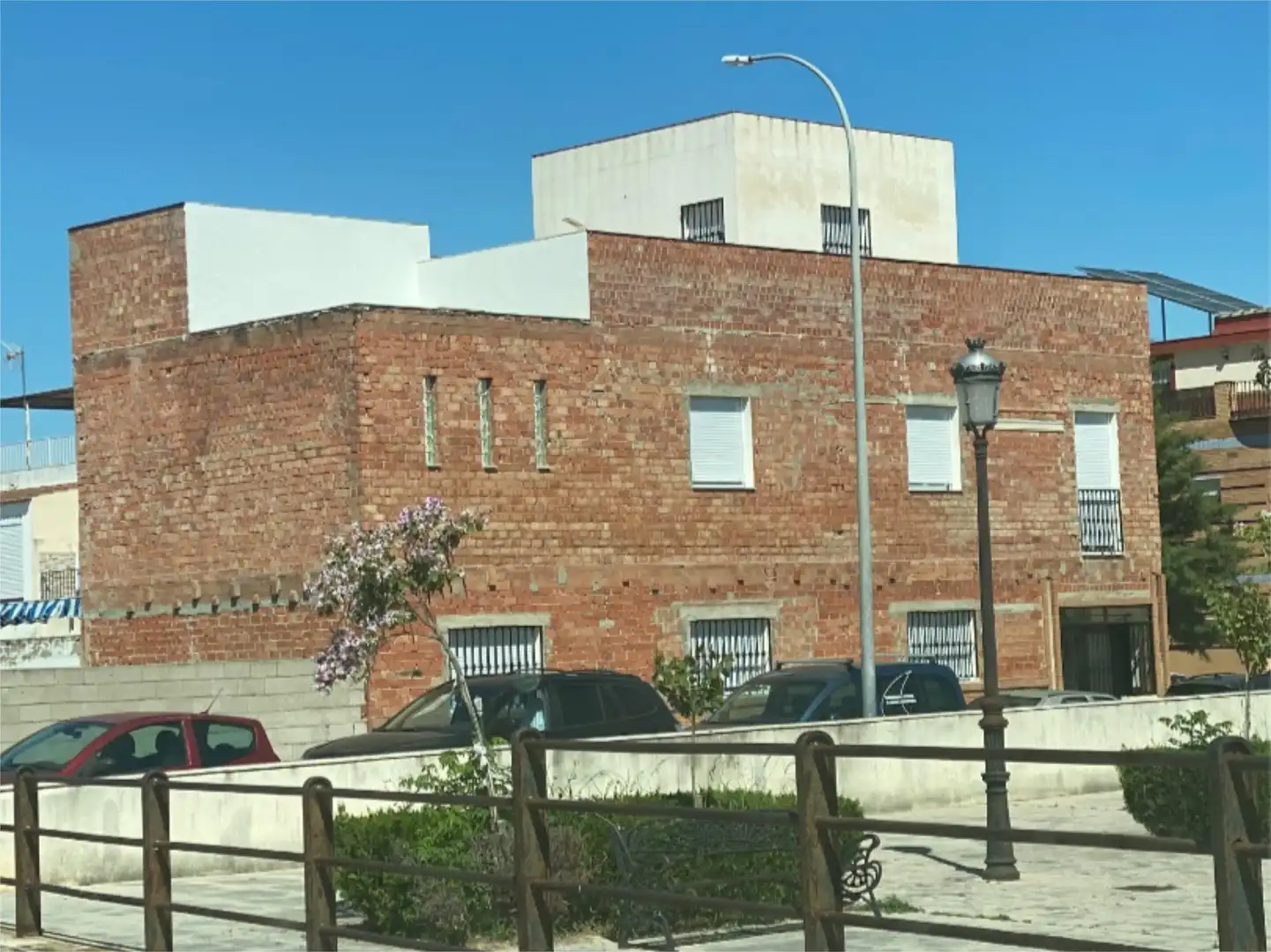 Casa o xalet en venda a Calle Martinete, Coria del Río Vista exterior de Casa o xalet en venda en Coria del Río amb Aire condicionat, Calefacció i Terrassa