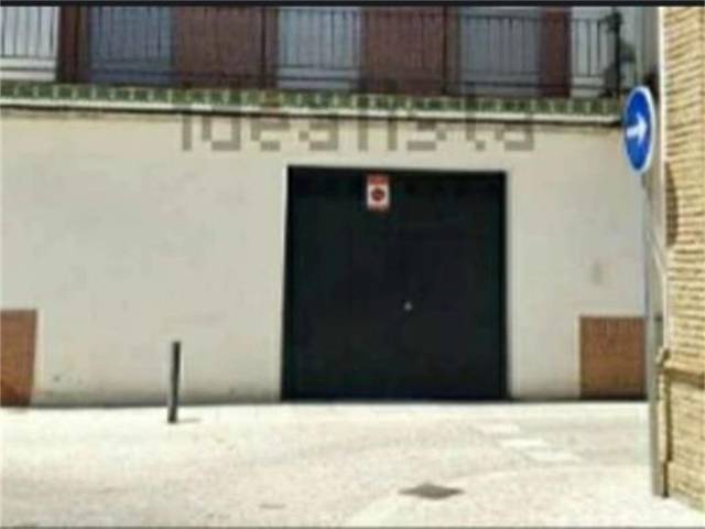Local comercial en Venta en Calle Murillo en Lora del Río