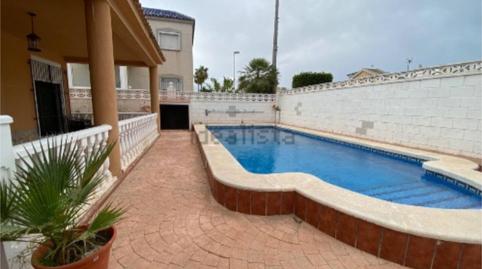 Casa o chalet en venta en Calle Estribor, El Altet, Alicante - imagen 2 Foto 2 de Casa o chalet en venta en Calle Estribor, El Altet, Alicante