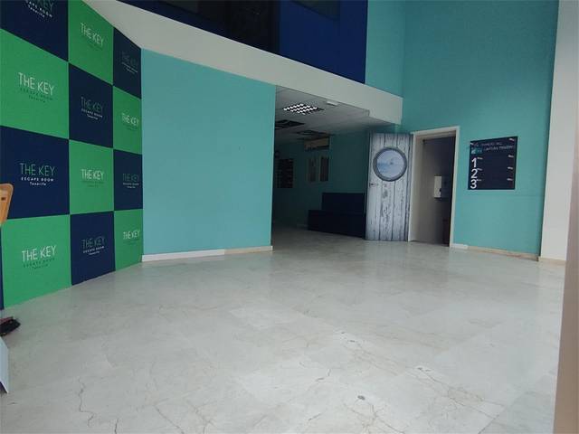 Local comercial en Alquiler en Avenida Bravo Murillo, 16 en Los Llanos - El Cabo